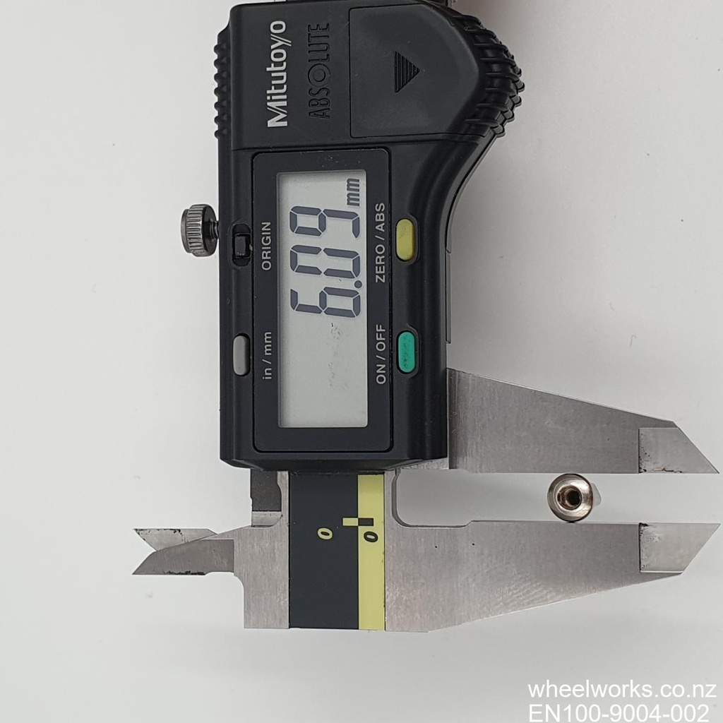 EN100-9004-002-004.jpg