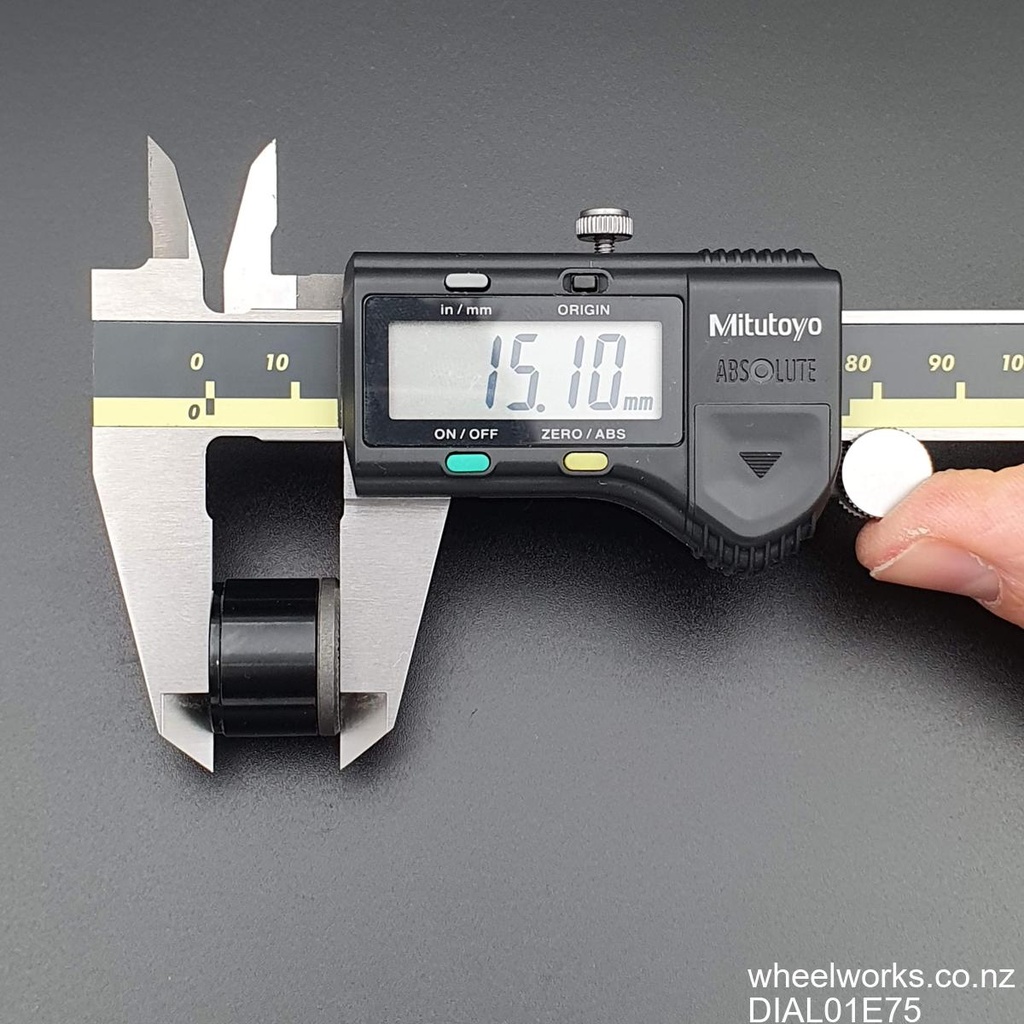 DIAL01E75-004.jpg