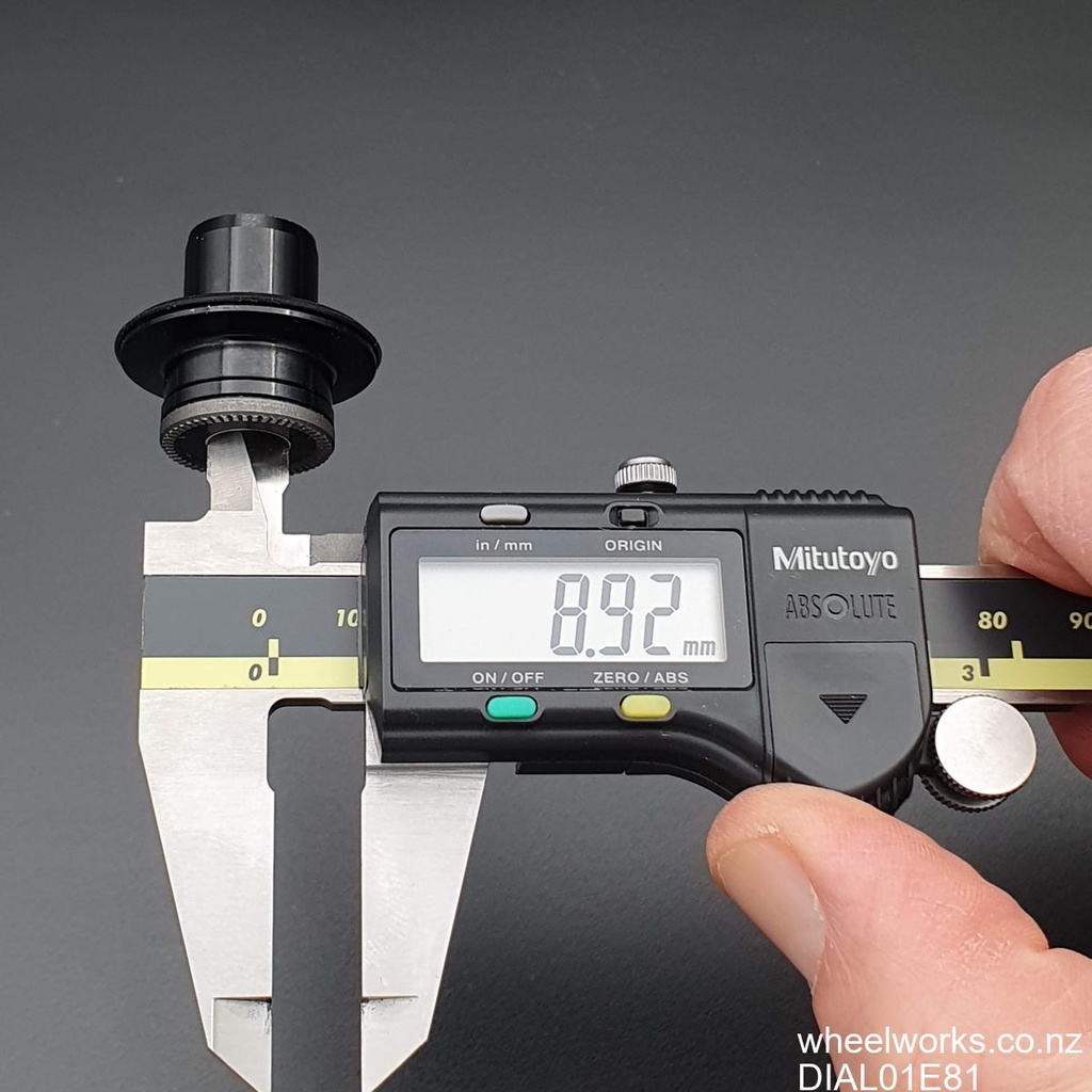 DIAL01E81-002.jpg