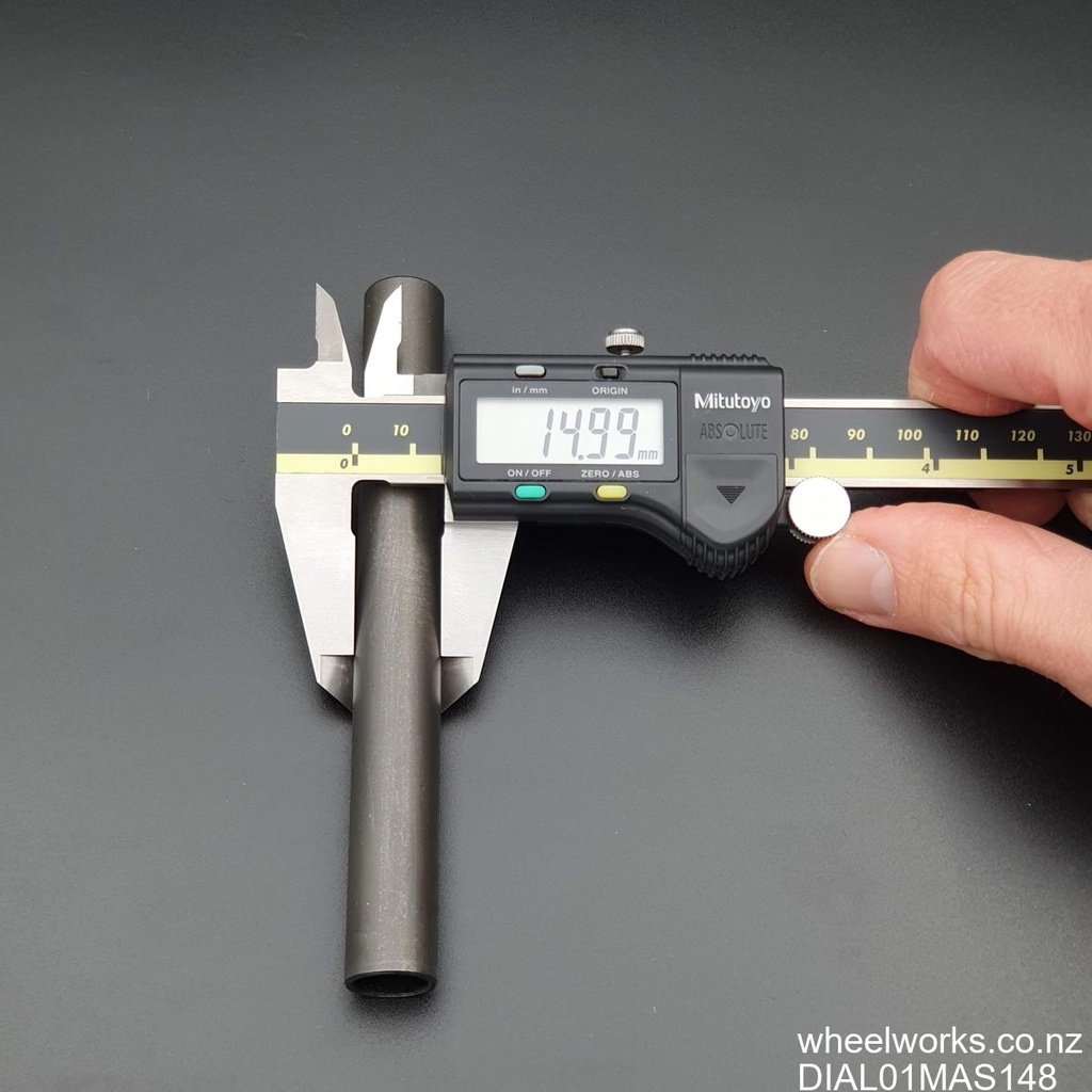 DIAL01MAS148-003.jpg