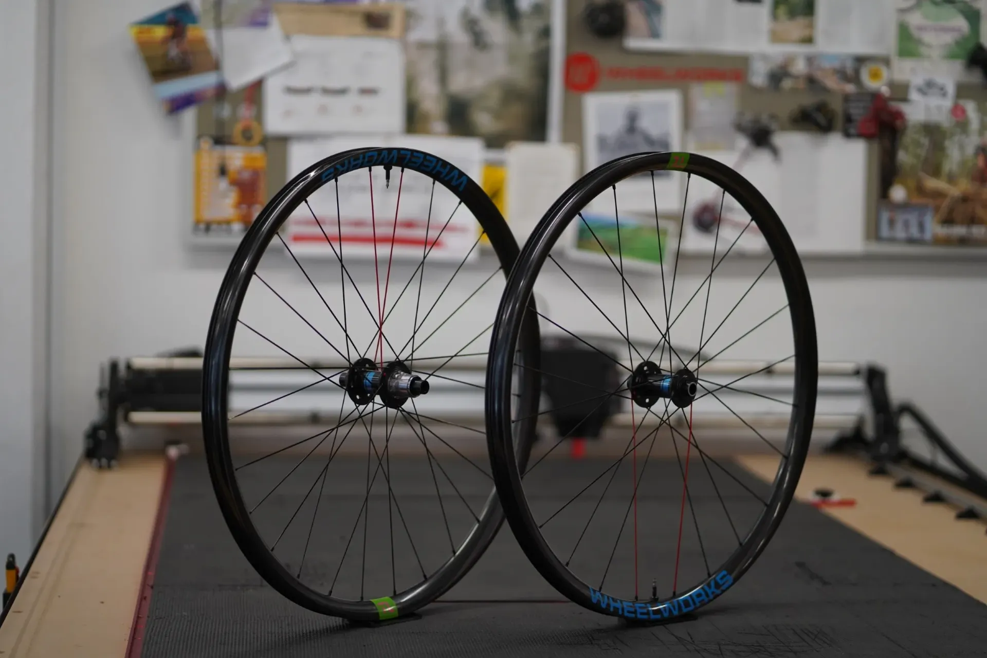 Demo wheelset 16087 (FLITE TrailLite Carbon 29)